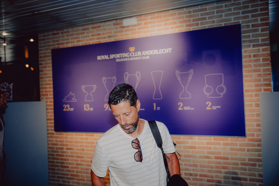 VÍTOR BRUNO