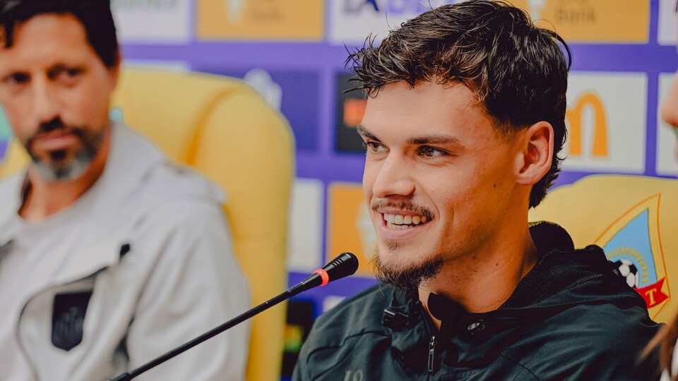 LUKAS AMBROS