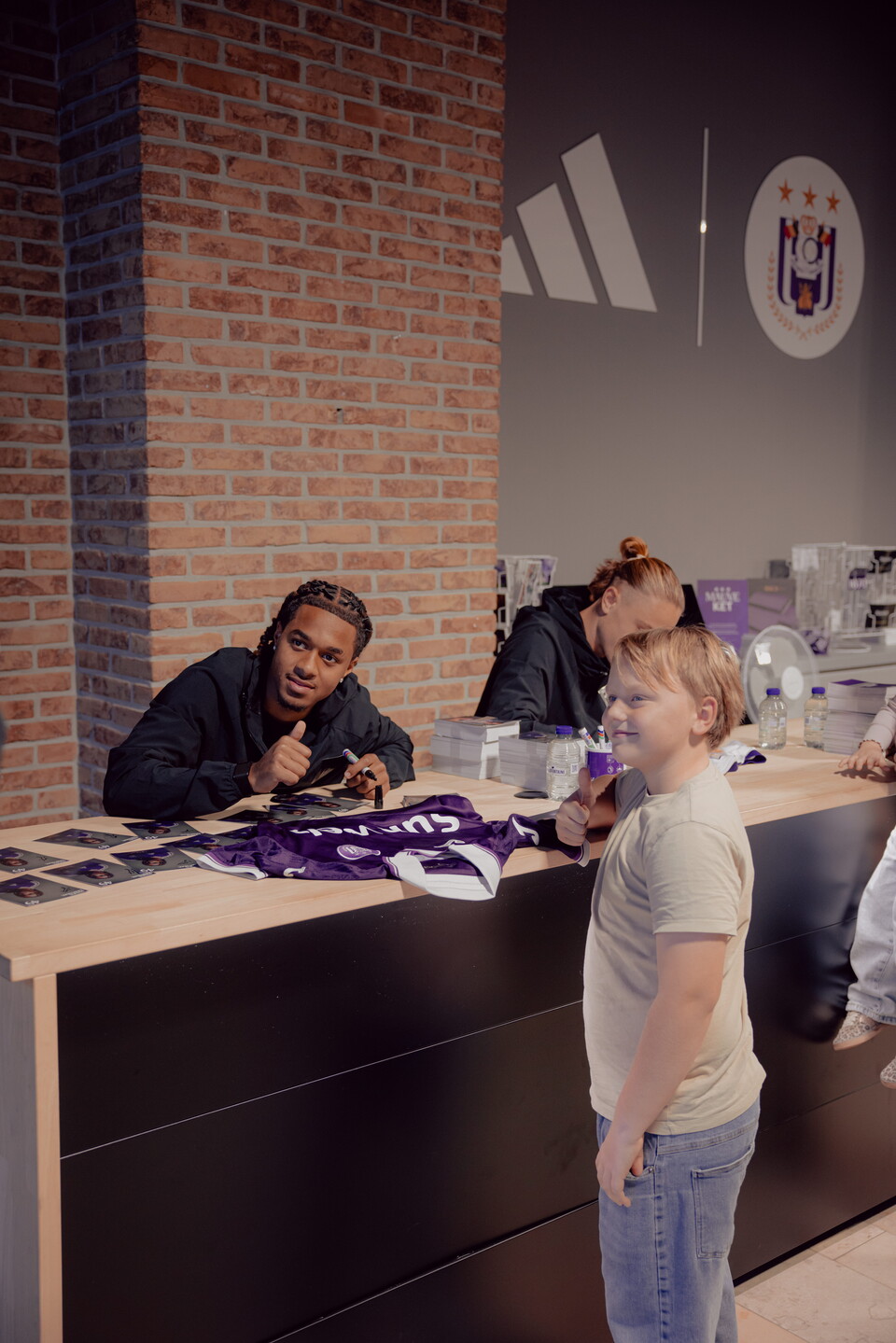 Signing session - Aasgaard & Onia Seke
