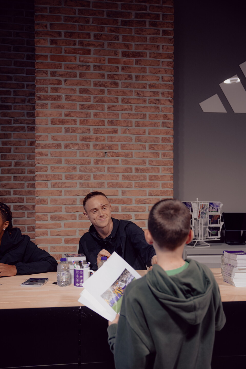 Signing session - Aasgaard & Onia Seke