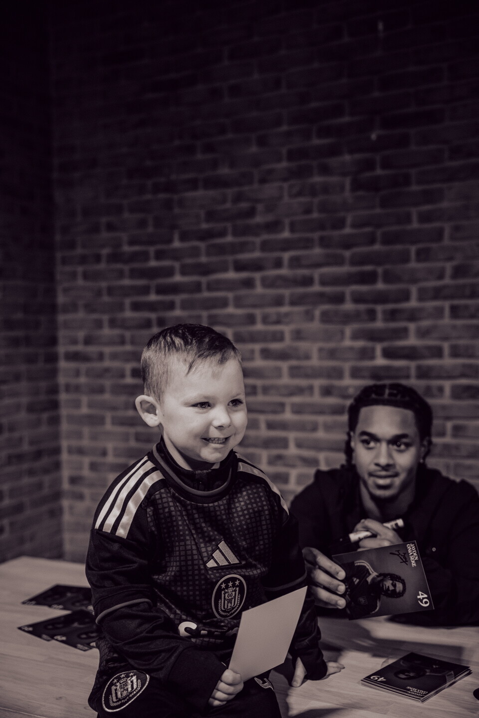 Signing session - Aasgaard & Onia Seke