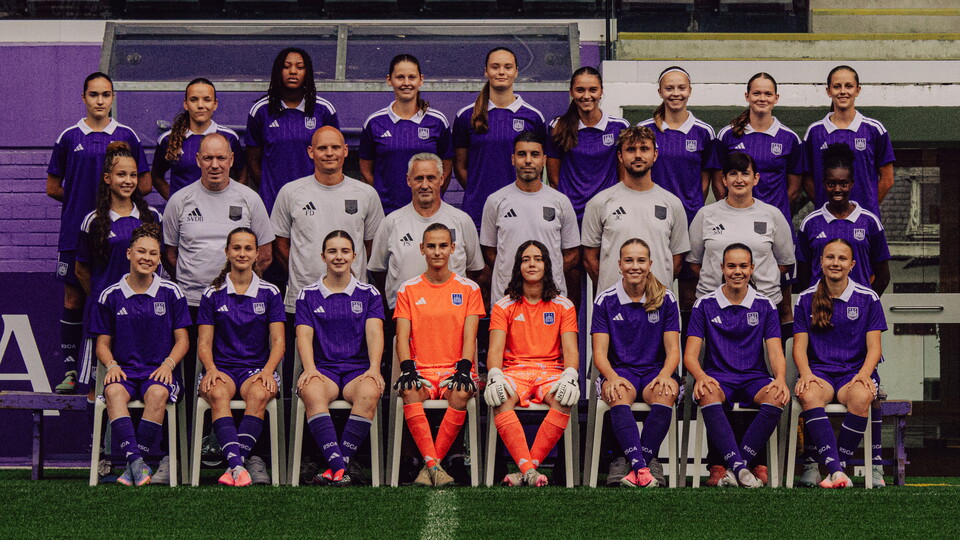 WOMEN U21