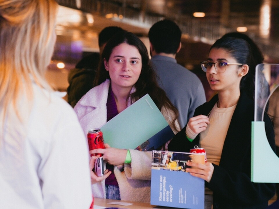 Capital en Sporting brengen jongeren en bedrijven samen tijdens jobbeurs in het Lotto Park